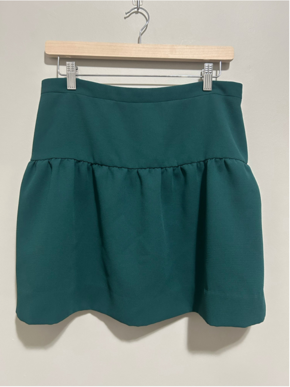 Women's J.Crew Green Mini Skirt Size 8